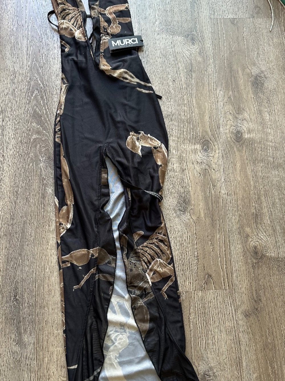 MURCI UK SCORPION DEEP V RUFFLE MAXI DRESS. NWT - Picture 10 of 10
